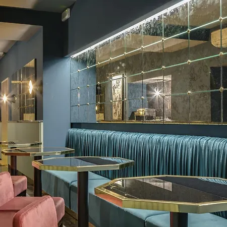 Otivm Ξενοδοχείο